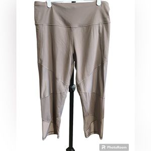 KNOCKOUT by Victoria Secret Capri